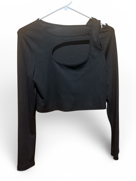 Tops - SHEIN Black Cutout Crop Top Long Sleeve